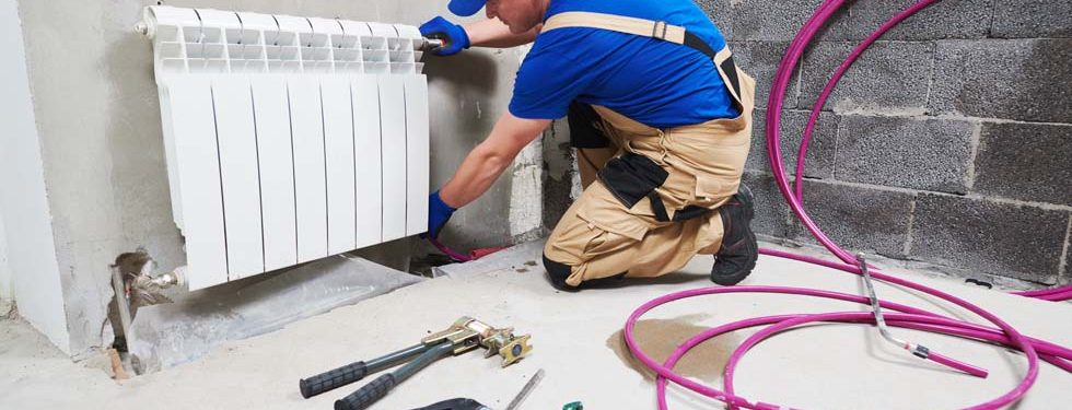 Installation d'un radiateur dans le cadre d'un système de chauffage central